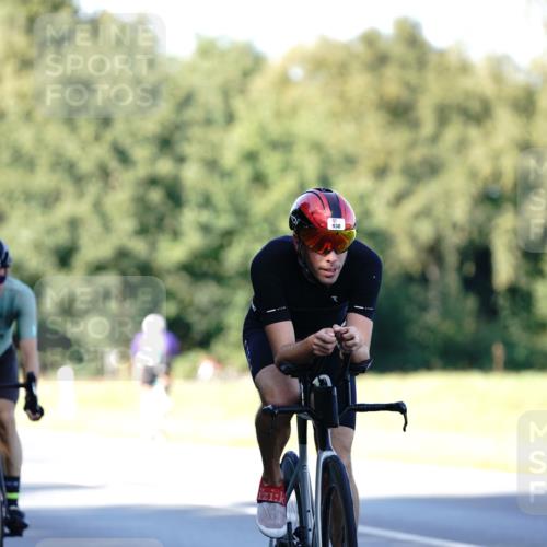 07.09.2025 - 19. Norderstedt Triathlon Michael Burmester http://msf.ph/oto/8843680 07.09.2025 15:56:36 Radfahren 930, 945, 1556, 1579, 1607 meine-sportfotos.de
