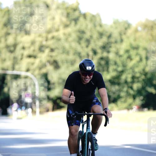07.09.2025 - 19. Norderstedt Triathlon Michael Burmester http://msf.ph/oto/8843687 07.09.2025 15:56:41 Radfahren 401, 1579 meine-sportfotos.de