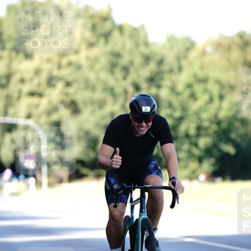 07.09.2025 - 19. Norderstedt Triathlon Michael Burmester http://msf.ph/oto/8843688 07.09.2025 15:56:41 Radfahren 401, 1579 meine-sportfotos.de