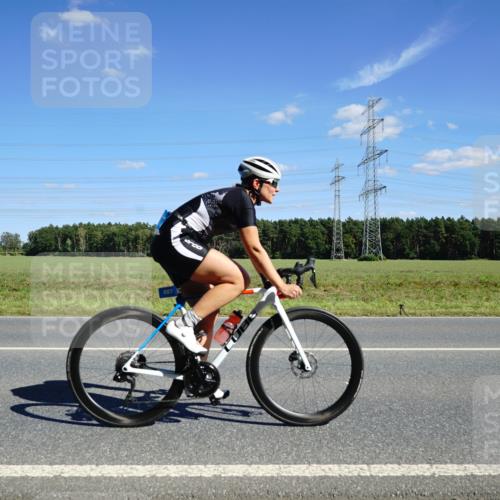 07.09.2025 - 19. Norderstedt Triathlon Michael Burmester http://msf.ph/oto/8843712 07.09.2025 14:44:50 Radfahren 442, 479, 887 meine-sportfotos.de