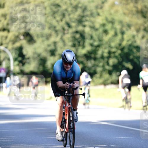 07.09.2025 - 19. Norderstedt Triathlon Michael Burmester http://msf.ph/oto/8843717 07.09.2025 15:57:03 Radfahren 482, 1108, 1623 meine-sportfotos.de