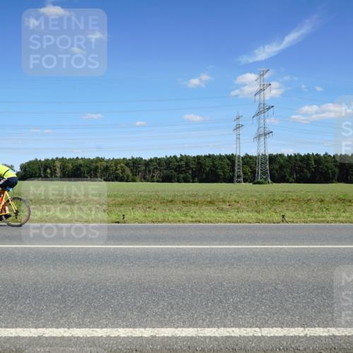 07.09.2025 - 19. Norderstedt Triathlon Michael Burmester http://msf.ph/oto/8843724 07.09.2025 14:44:55 Radfahren 387, 438, 479 meine-sportfotos.de
