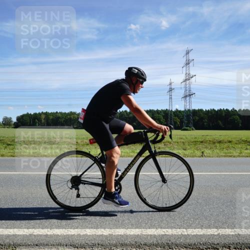 07.09.2025 - 19. Norderstedt Triathlon Michael Burmester http://msf.ph/oto/8843734 07.09.2025 12:39:07 Radfahren 1397 meine-sportfotos.de