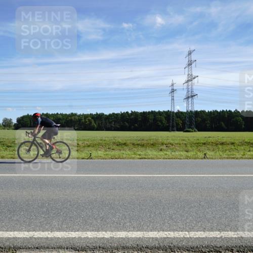 07.09.2025 - 19. Norderstedt Triathlon Michael Burmester http://msf.ph/oto/8843752 07.09.2025 12:39:24 Radfahren 212 meine-sportfotos.de