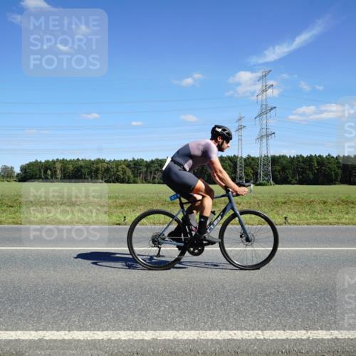 07.09.2025 - 19. Norderstedt Triathlon Michael Burmester http://msf.ph/oto/8843763 07.09.2025 14:45:20 Radfahren 390, 461, 872 meine-sportfotos.de