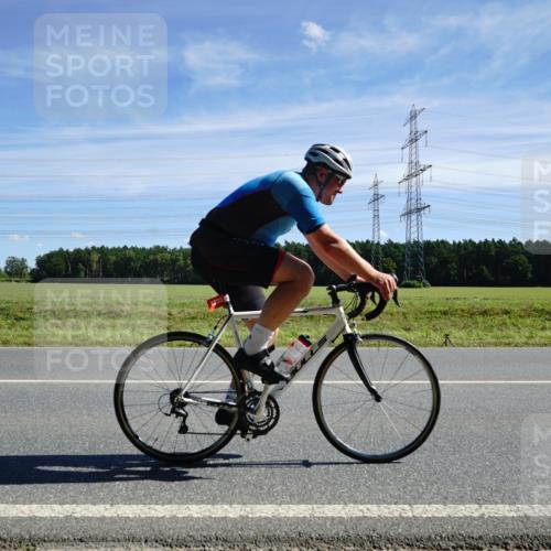 07.09.2025 - 19. Norderstedt Triathlon Michael Burmester http://msf.ph/oto/8843783 07.09.2025 12:39:56 Radfahren 1235 meine-sportfotos.de