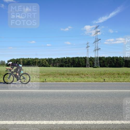 07.09.2025 - 19. Norderstedt Triathlon Michael Burmester http://msf.ph/oto/8843785 07.09.2025 14:45:36 Radfahren 1511 meine-sportfotos.de