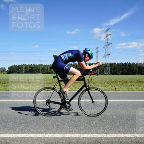 07.09.2025 - 19. Norderstedt Triathlon Michael Burmester http://msf.ph/oto/8843790 07.09.2025 14:45:39 Radfahren 1511 meine-sportfotos.de