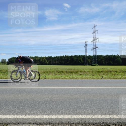 07.09.2025 - 19. Norderstedt Triathlon Michael Burmester http://msf.ph/oto/8843792 07.09.2025 12:40:18 Radfahren 811, 1256 meine-sportfotos.de