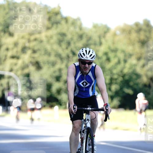 07.09.2025 - 19. Norderstedt Triathlon Michael Burmester http://msf.ph/oto/8843906 07.09.2025 15:58:02 Radfahren 383, 883, 1567 meine-sportfotos.de