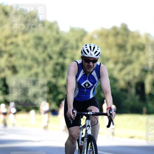 07.09.2025 - 19. Norderstedt Triathlon Michael Burmester http://msf.ph/oto/8843914 07.09.2025 15:58:02 Radfahren 383, 883, 1567 meine-sportfotos.de