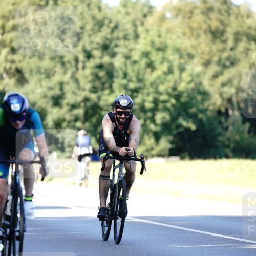 07.09.2025 - 19. Norderstedt Triathlon Michael Burmester http://msf.ph/oto/8843925 07.09.2025 15:58:09 Radfahren 488, 543, 927, 1080, 1514, 1527 meine-sportfotos.de