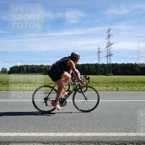 07.09.2025 - 19. Norderstedt Triathlon Michael Burmester http://msf.ph/oto/8843926 07.09.2025 12:41:49 Radfahren 137, 214, 735, 1376 meine-sportfotos.de