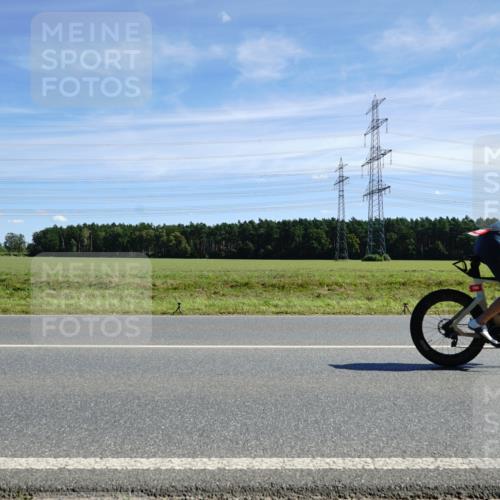 07.09.2025 - 19. Norderstedt Triathlon Michael Burmester http://msf.ph/oto/8843946 07.09.2025 12:42:13 Radfahren 262, 788 meine-sportfotos.de