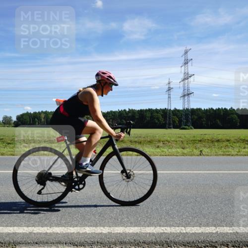 07.09.2025 - 19. Norderstedt Triathlon Michael Burmester http://msf.ph/oto/8843963 07.09.2025 12:42:35 Radfahren 290, 295, 1264 meine-sportfotos.de