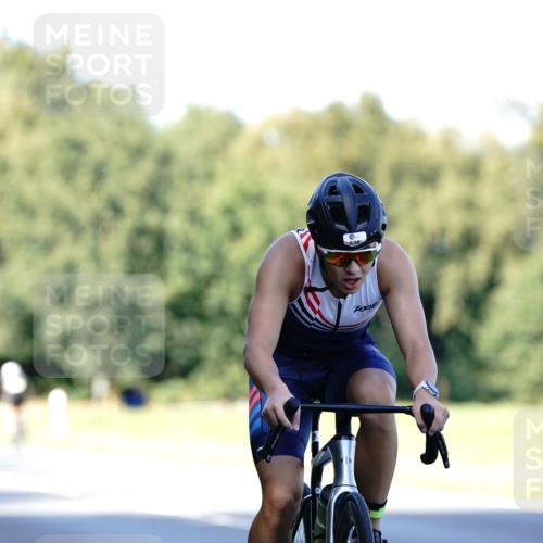 07.09.2025 - 19. Norderstedt Triathlon Michael Burmester http://msf.ph/oto/8843998 07.09.2025 15:58:22 Radfahren 529, 536, 943 meine-sportfotos.de