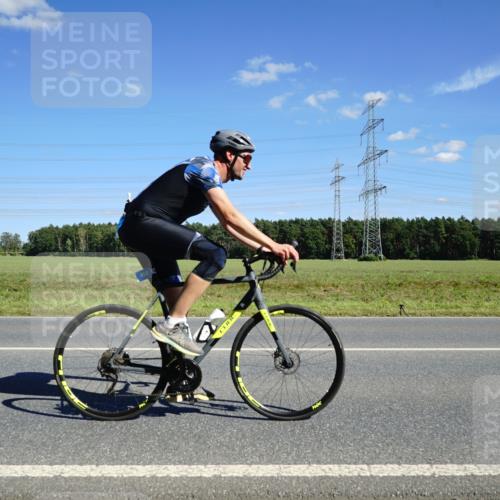 07.09.2025 - 19. Norderstedt Triathlon Michael Burmester http://msf.ph/oto/8844057 07.09.2025 14:48:51 Radfahren 410, 1510 meine-sportfotos.de