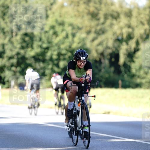 07.09.2025 - 19. Norderstedt Triathlon Michael Burmester http://msf.ph/oto/8844060 07.09.2025 15:58:45 Radfahren 933, 1064, 1449, 1541 meine-sportfotos.de