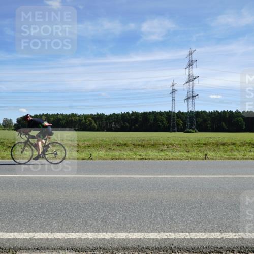07.09.2025 - 19. Norderstedt Triathlon Michael Burmester http://msf.ph/oto/8844076 07.09.2025 12:43:35 Radfahren 1212, 1337 meine-sportfotos.de