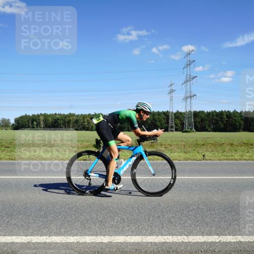 07.09.2025 - 19. Norderstedt Triathlon Michael Burmester http://msf.ph/oto/8844079 07.09.2025 14:49:05 Radfahren 374, 1453, 1489 meine-sportfotos.de