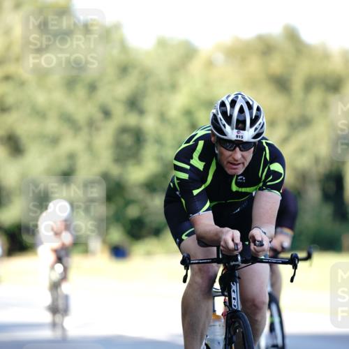 07.09.2025 - 19. Norderstedt Triathlon Michael Burmester http://msf.ph/oto/8844120 07.09.2025 15:59:01 Radfahren 386, 425, 501, 517, 915, 1073, 1562, 1632 meine-sportfotos.de