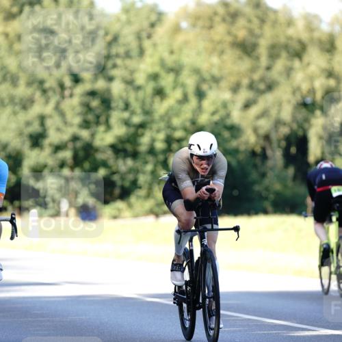07.09.2025 - 19. Norderstedt Triathlon Michael Burmester http://msf.ph/oto/8844123 07.09.2025 15:59:02 Radfahren 386, 425, 501, 517, 915, 1073, 1562, 1585, 1632 meine-sportfotos.de