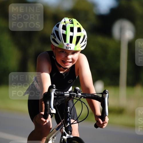 07.09.2025 - 19. Norderstedt Triathlon Michael Burmester http://msf.ph/oto/8844125 07.09.2025 09:43:49 Radfahren 571 meine-sportfotos.de