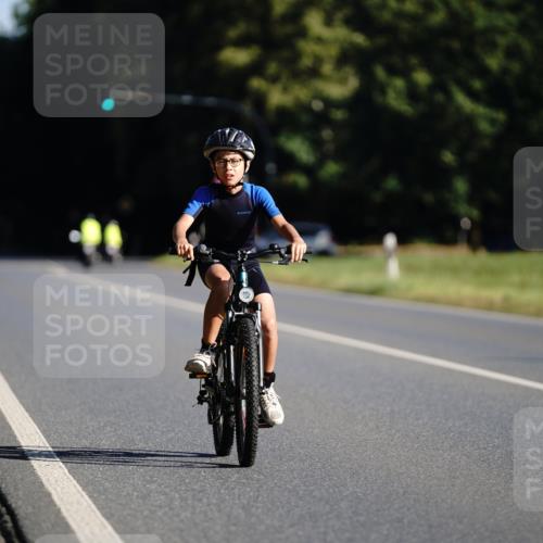 07.09.2025 - 19. Norderstedt Triathlon Michael Burmester http://msf.ph/oto/8844128 07.09.2025 09:44:15 Radfahren 564 meine-sportfotos.de