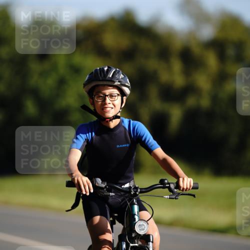 07.09.2025 - 19. Norderstedt Triathlon Michael Burmester http://msf.ph/oto/8844132 07.09.2025 09:44:16 Radfahren 564 meine-sportfotos.de