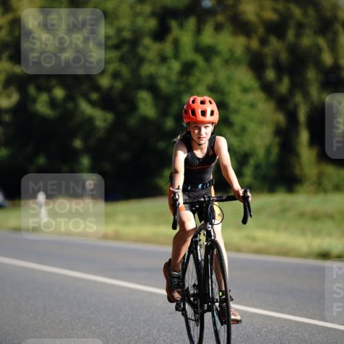 07.09.2025 - 19. Norderstedt Triathlon Michael Burmester http://msf.ph/oto/8844139 07.09.2025 09:44:36 Radfahren 626 meine-sportfotos.de