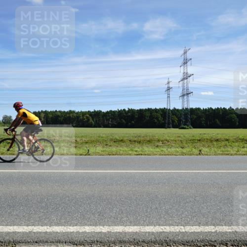 07.09.2025 - 19. Norderstedt Triathlon Michael Burmester http://msf.ph/oto/8844143 07.09.2025 12:44:00 Radfahren  meine-sportfotos.de
