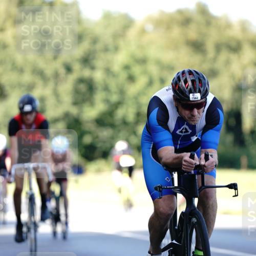 07.09.2025 - 19. Norderstedt Triathlon Michael Burmester http://msf.ph/oto/8844144 07.09.2025 15:59:04 Radfahren 425, 517, 915, 1051, 1065, 1073, 1101, 1562, 1563, 1585 meine-sportfotos.de