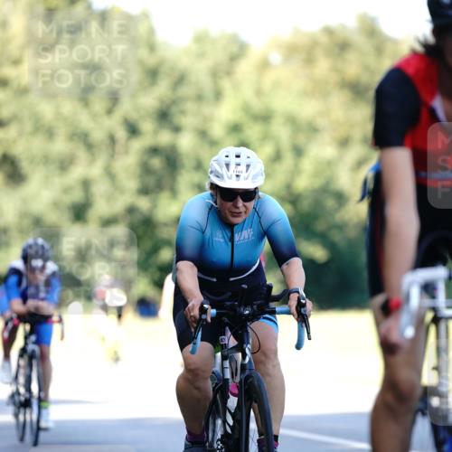 07.09.2025 - 19. Norderstedt Triathlon Michael Burmester http://msf.ph/oto/8844154 07.09.2025 15:59:05 Radfahren 425, 517, 915, 1051, 1065, 1073, 1101, 1562, 1563, 1585 meine-sportfotos.de