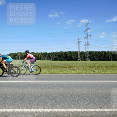 07.09.2025 - 19. Norderstedt Triathlon Michael Burmester http://msf.ph/oto/8844156 07.09.2025 14:49:42 Radfahren 900, 1465, 1484 meine-sportfotos.de