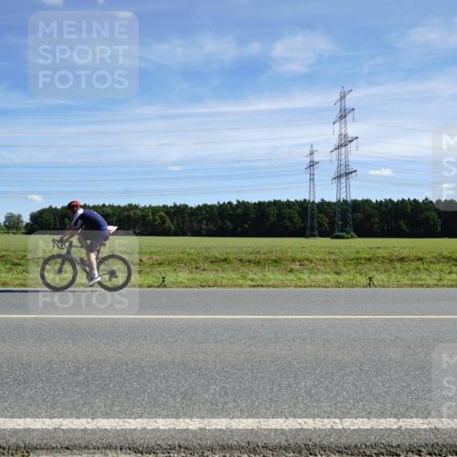 07.09.2025 - 19. Norderstedt Triathlon Michael Burmester http://msf.ph/oto/8844172 07.09.2025 12:44:12 Radfahren 1342 meine-sportfotos.de