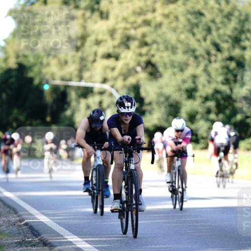 07.09.2025 - 19. Norderstedt Triathlon Michael Burmester http://msf.ph/oto/8844178 07.09.2025 15:59:14 Radfahren 875, 912, 1532 meine-sportfotos.de