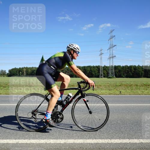07.09.2025 - 19. Norderstedt Triathlon Michael Burmester http://msf.ph/oto/8844186 07.09.2025 14:50:05 Radfahren 460, 1482 meine-sportfotos.de