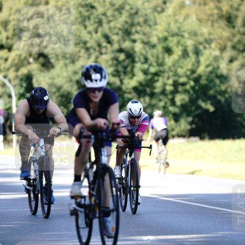 07.09.2025 - 19. Norderstedt Triathlon Michael Burmester http://msf.ph/oto/8844190 07.09.2025 15:59:15 Radfahren 875, 912, 1532 meine-sportfotos.de