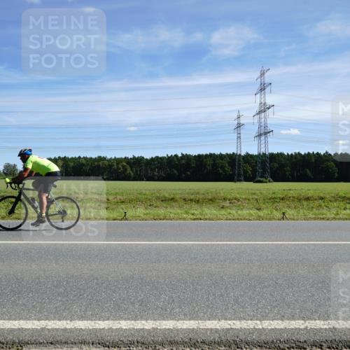 07.09.2025 - 19. Norderstedt Triathlon Michael Burmester http://msf.ph/oto/8844195 07.09.2025 12:44:20 Radfahren 707 meine-sportfotos.de
