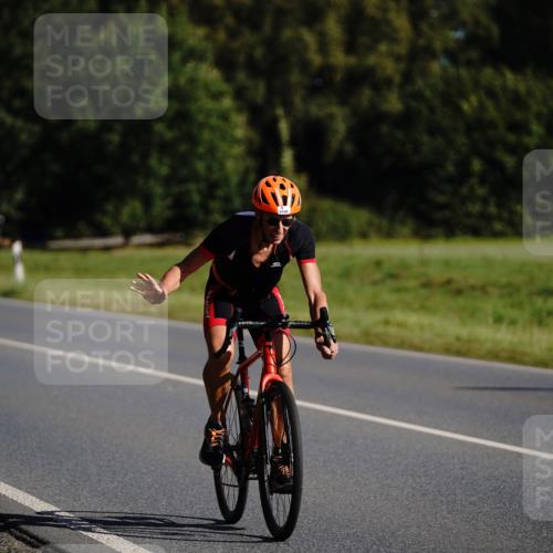 07.09.2025 - 19. Norderstedt Triathlon Michael Burmester http://msf.ph/oto/8844209 07.09.2025 10:24:49 Radfahren 1148 meine-sportfotos.de