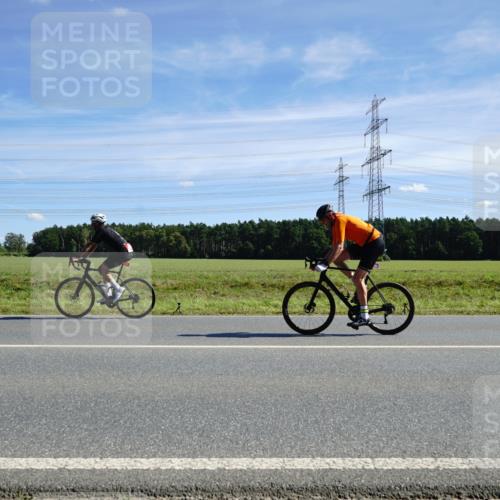 07.09.2025 - 19. Norderstedt Triathlon Michael Burmester http://msf.ph/oto/8844214 07.09.2025 12:44:26 Radfahren 742 meine-sportfotos.de