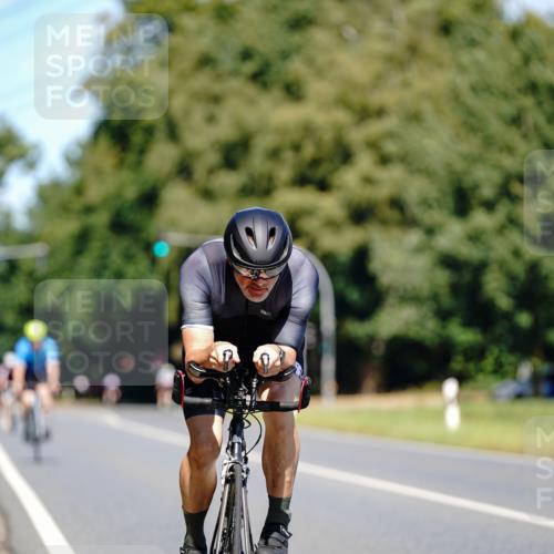 07.09.2025 - 19. Norderstedt Triathlon Michael Burmester http://msf.ph/oto/8844226 07.09.2025 13:05:40 Radfahren 310 meine-sportfotos.de
