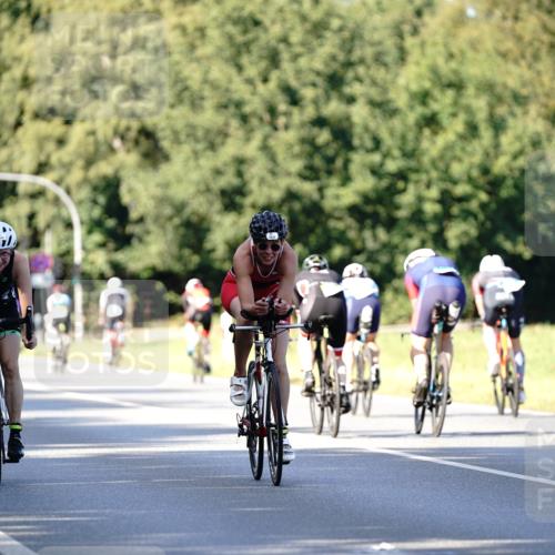 07.09.2025 - 19. Norderstedt Triathlon Michael Burmester http://msf.ph/oto/8844229 07.09.2025 15:59:25 Radfahren 1531, 1533 meine-sportfotos.de
