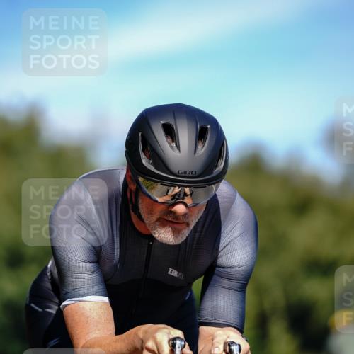 07.09.2025 - 19. Norderstedt Triathlon Michael Burmester http://msf.ph/oto/8844235 07.09.2025 13:05:42 Radfahren 310 meine-sportfotos.de