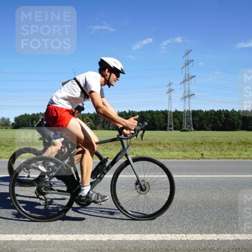07.09.2025 - 19. Norderstedt Triathlon Michael Burmester http://msf.ph/oto/8844237 07.09.2025 14:50:26 Radfahren 363, 476, 1431, 1470 meine-sportfotos.de