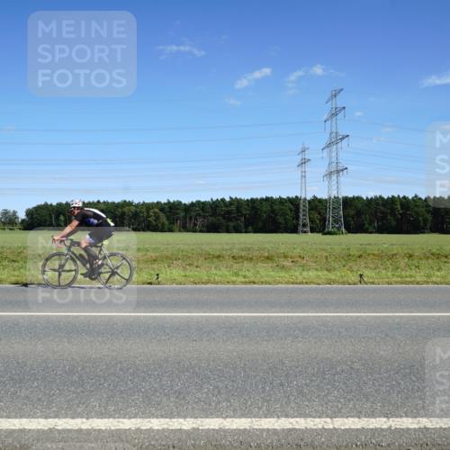 07.09.2025 - 19. Norderstedt Triathlon Michael Burmester http://msf.ph/oto/8844241 07.09.2025 14:50:29 Radfahren 476, 1431 meine-sportfotos.de