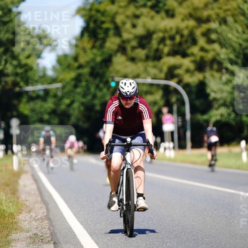 07.09.2025 - 19. Norderstedt Triathlon Michael Burmester http://msf.ph/oto/8844245 07.09.2025 13:05:53 Radfahren 809 meine-sportfotos.de