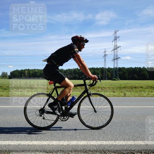 07.09.2025 - 19. Norderstedt Triathlon Michael Burmester http://msf.ph/oto/8844251 07.09.2025 12:44:38 Radfahren 1238 meine-sportfotos.de