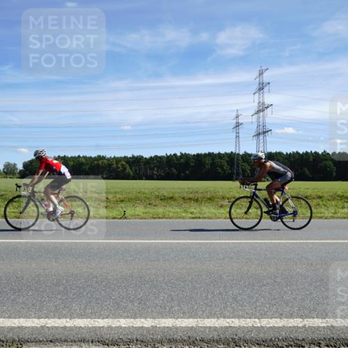 07.09.2025 - 19. Norderstedt Triathlon Michael Burmester http://msf.ph/oto/8844260 07.09.2025 12:44:40 Radfahren 1238 meine-sportfotos.de