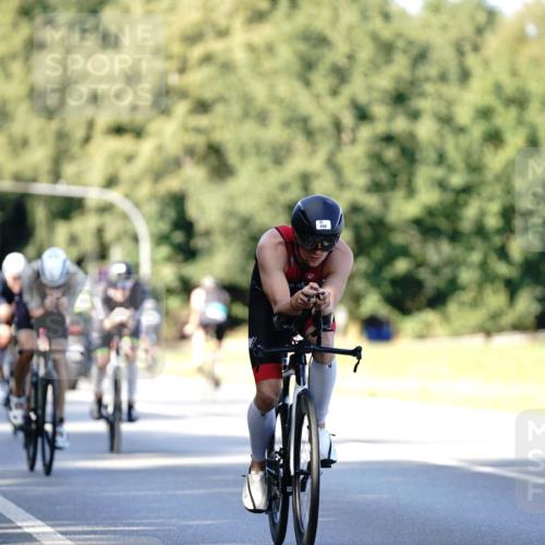 07.09.2025 - 19. Norderstedt Triathlon Michael Burmester http://msf.ph/oto/8844267 07.09.2025 15:59:30 Radfahren 403, 498, 510, 537, 1045, 1531, 1533, 1558 meine-sportfotos.de